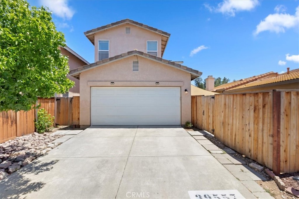 39557 Warbler Drive Temecula, CA 92591 - Photo 25 of 30 Two Car Garage w/automatic door opener & driveway~