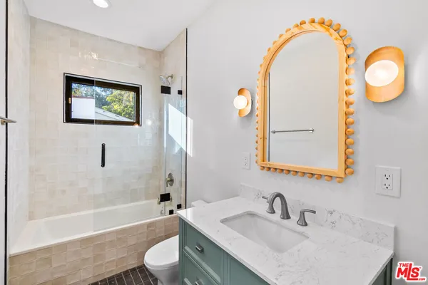 $5,995 | 8587 1/2 Rugby Drive, West Hollywood, CA 90069
