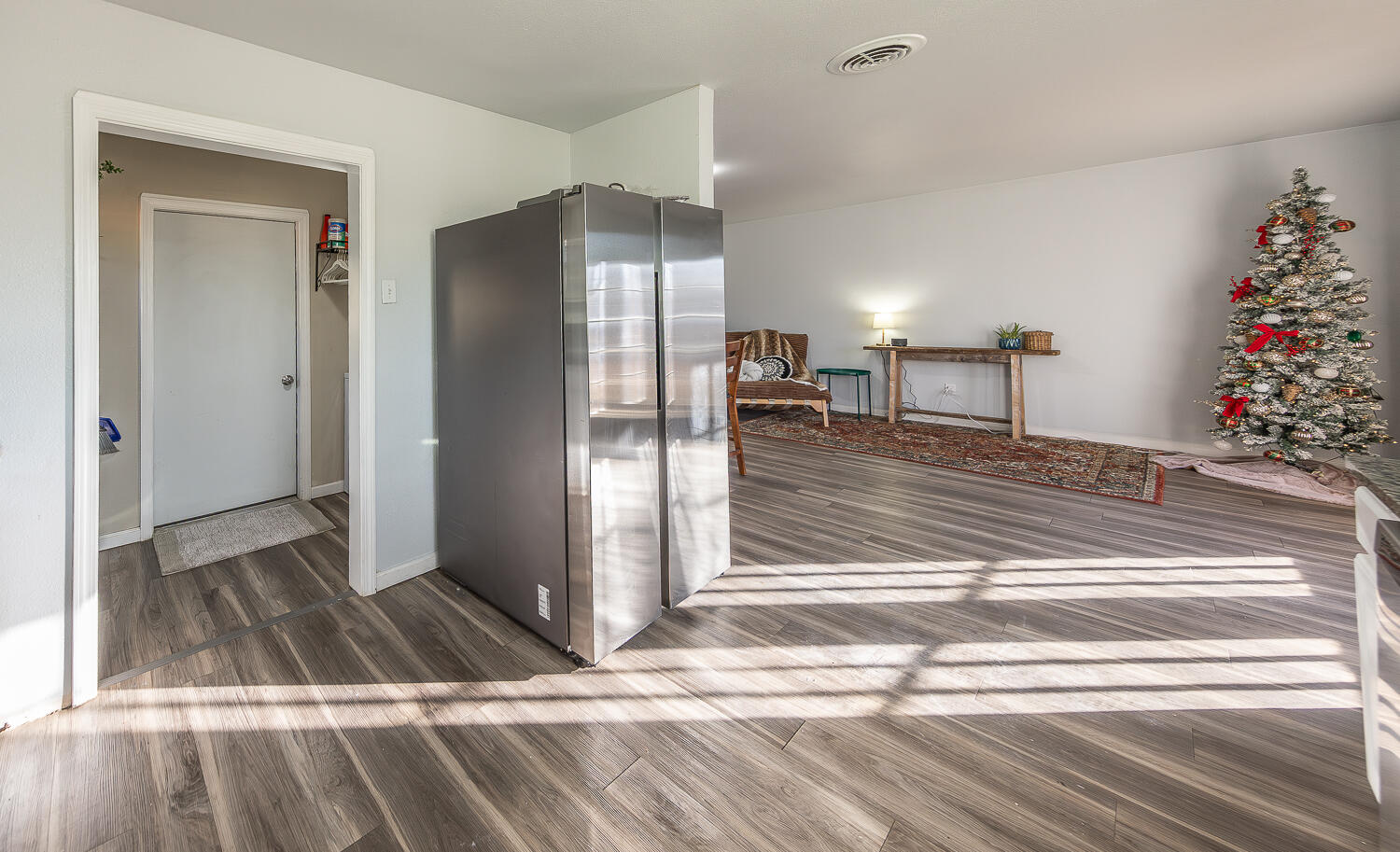5109 44th Street Lubbock, TX 79414 - Photo 9 of 20 a view of lobby area