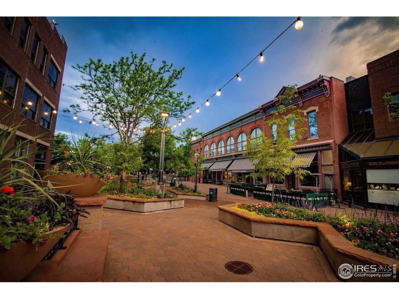302 North Meldrum Street, Unit 313 Fort Collins, CO 80521 - Photo 31 of 38 a swimming pool with outdoor seating and yard