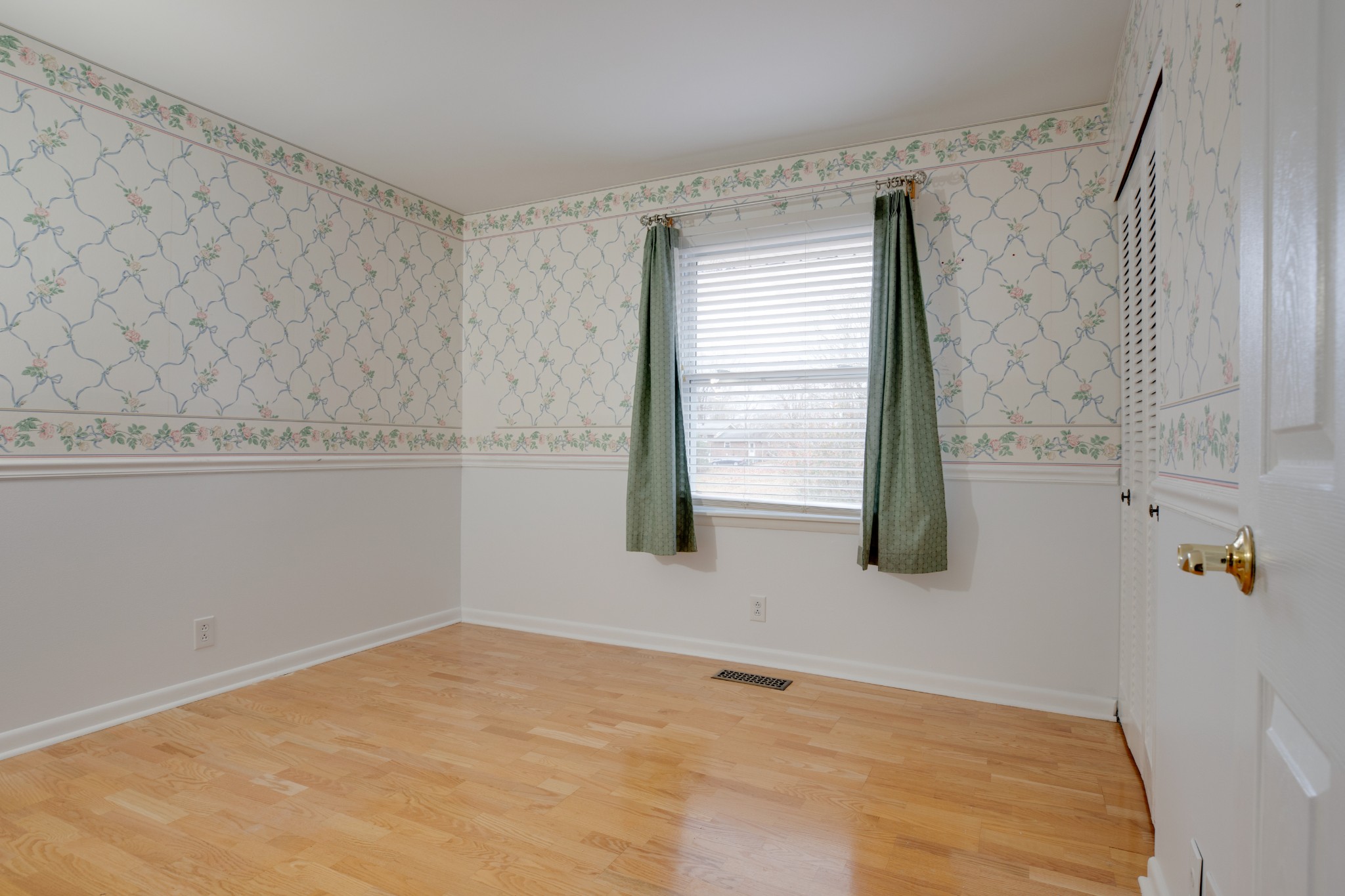 508 Ridgemont Drive Dickson, TN 37055 - Photo 23 of 44 a view of an empty room with a window