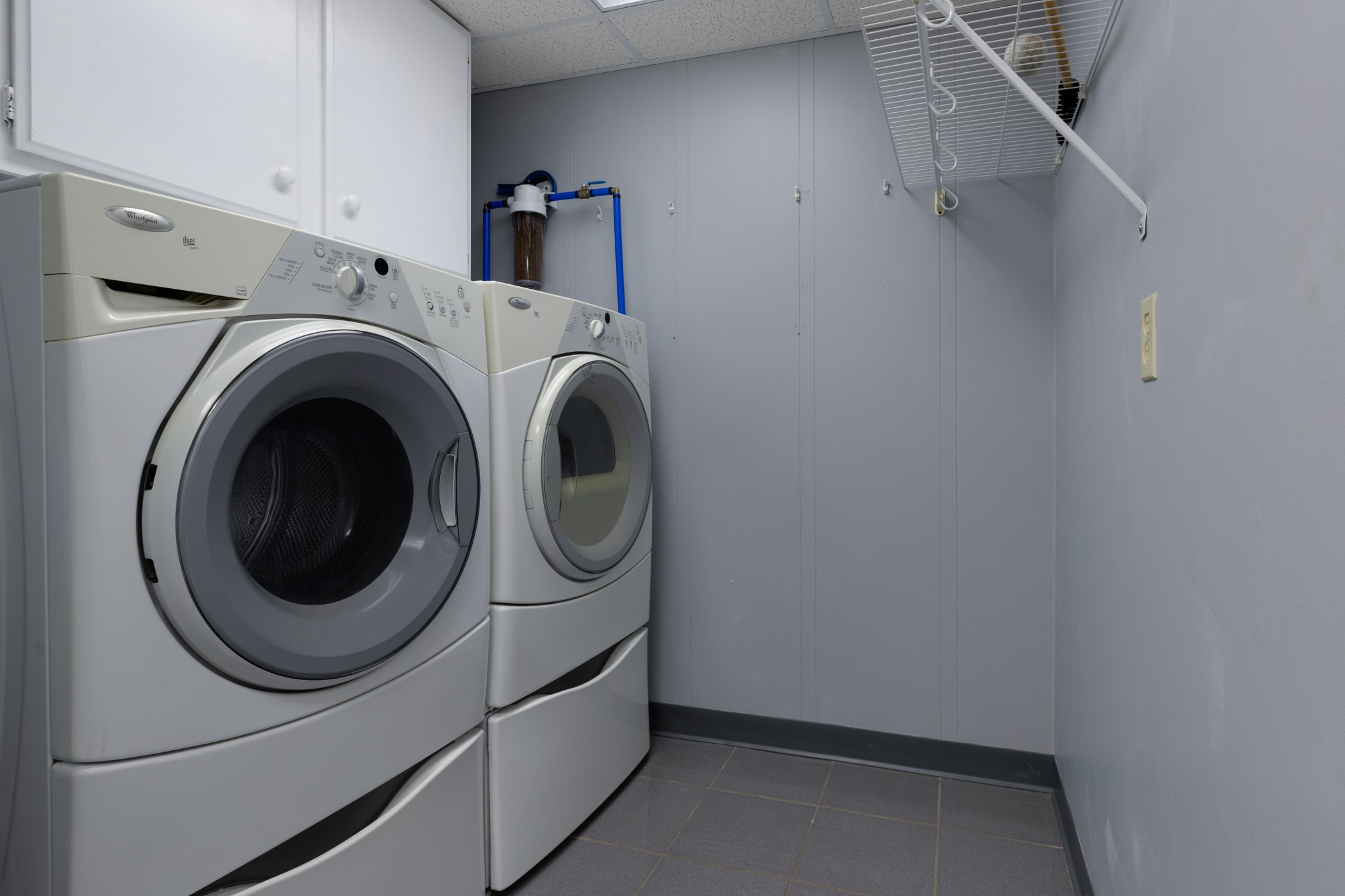 508 Ridgemont Drive Dickson, TN 37055 - Photo 31 of 44 a utility room with dryer and washer