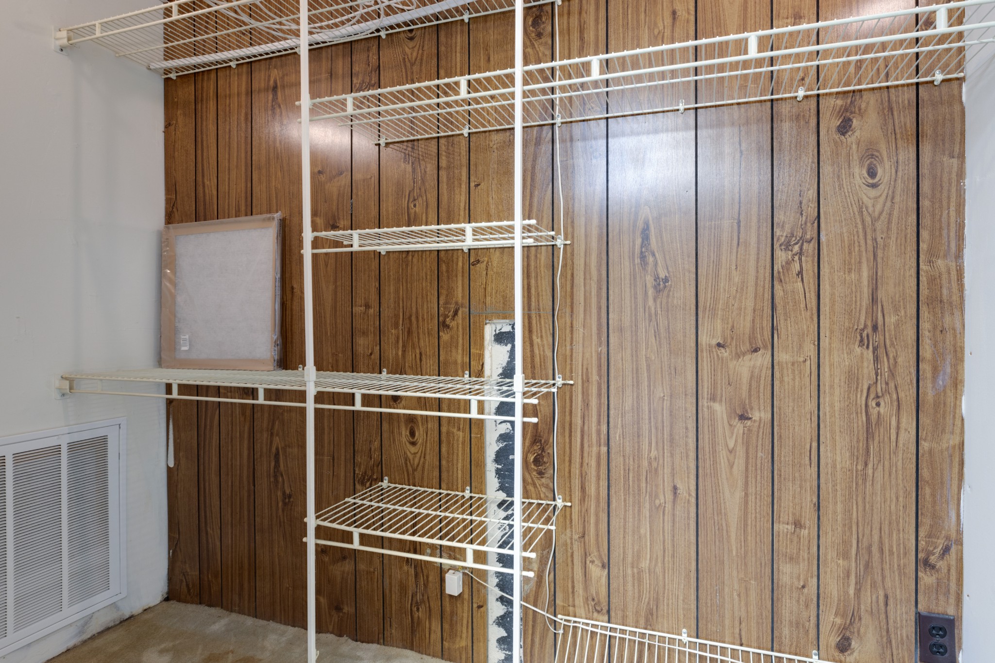 508 Ridgemont Drive Dickson, TN 37055 - Photo 39 of 44 a view of a room with wooden floor