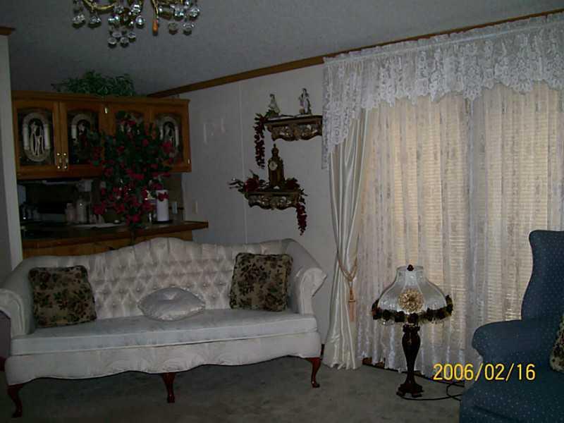 47 Cherry Drive Springfield, OH 45504 - Photo 2 of 9