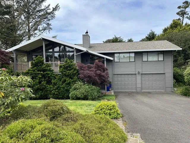 $775,000 | 89606 Manion Drive, Warrenton, OR 97146