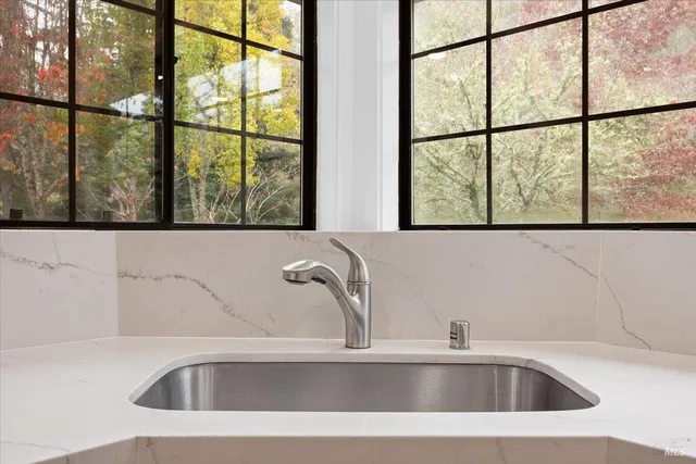 $949,000 | 668 Wild Oak Drive, Santa Rosa, CA 95409