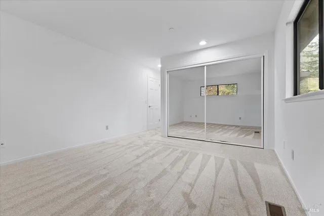 $949,000 | 668 Wild Oak Drive, Santa Rosa, CA 95409