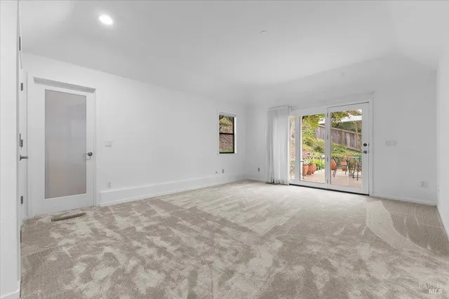 $949,000 | 668 Wild Oak Drive, Santa Rosa, CA 95409