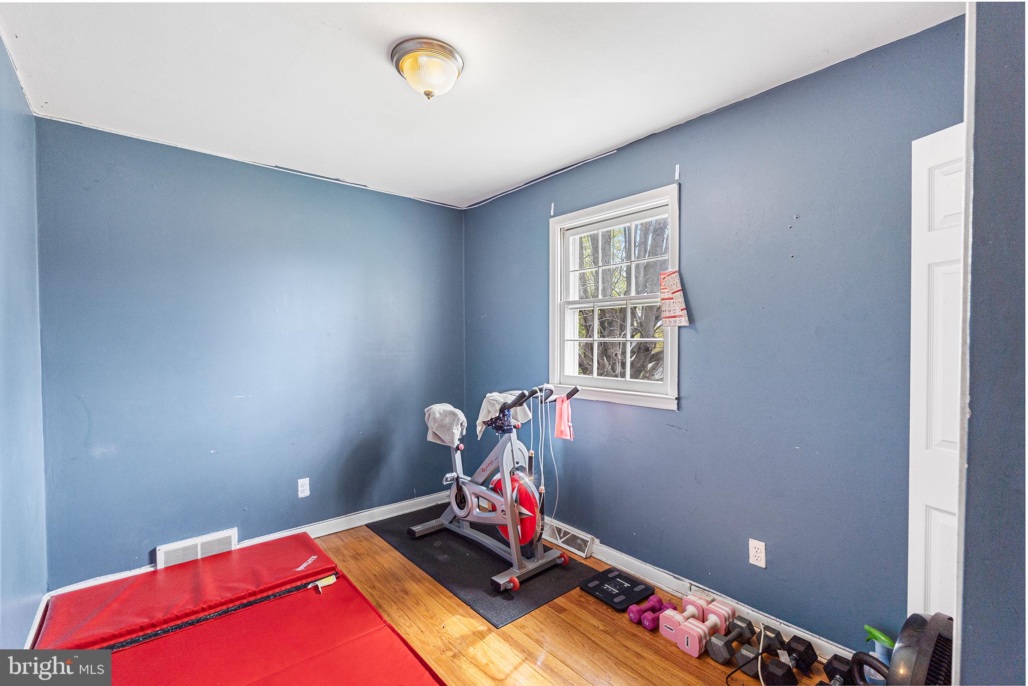 80 Nancy Lane Ewing, NJ 08638 - Photo 22 of 33 a room with gym equipment