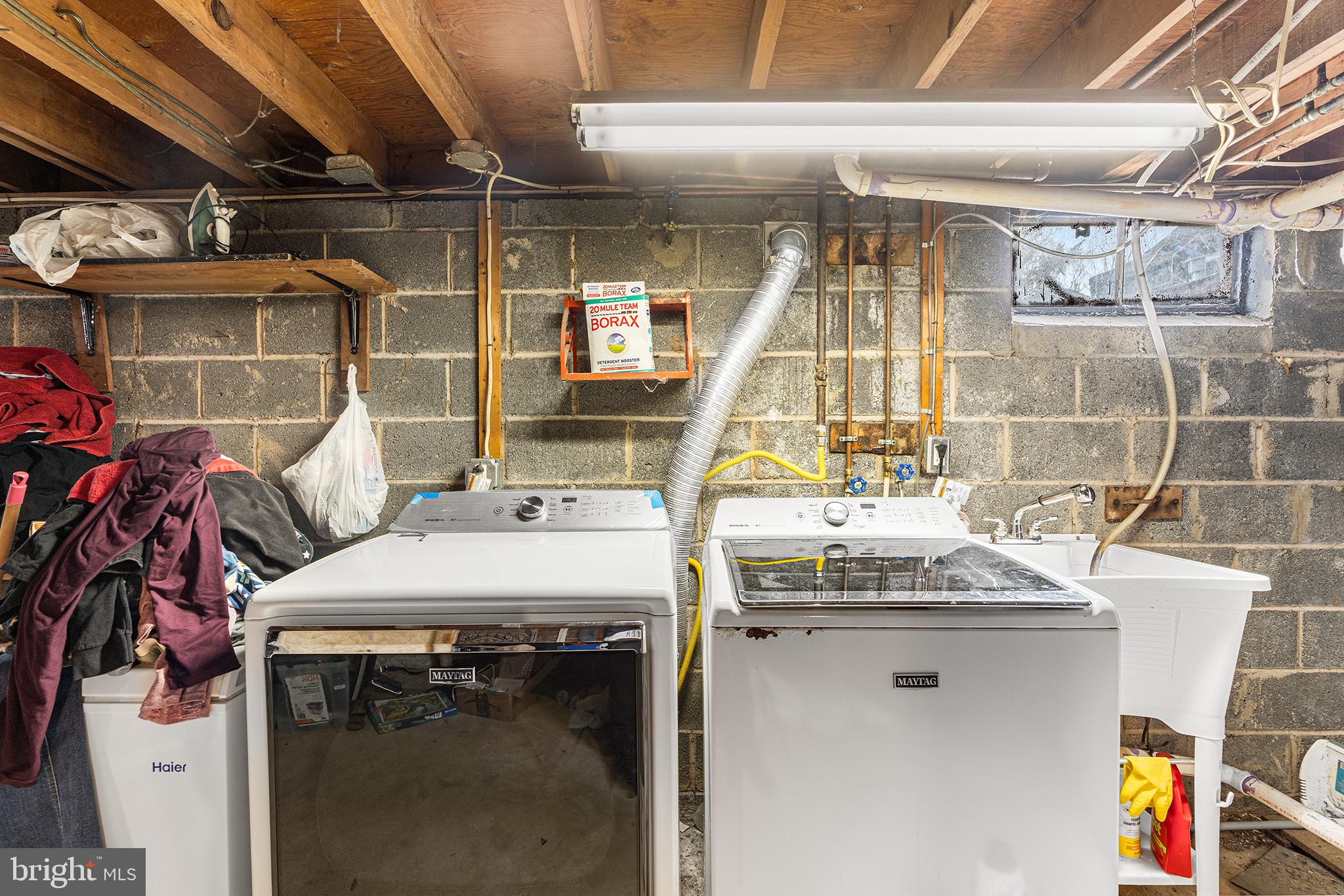 80 Nancy Lane Ewing, NJ 08638 - Photo 28 of 33 a utility room with dryer and washer