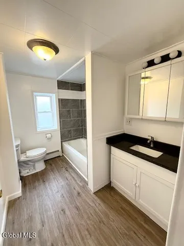 $179,999 | 1918 7th Avenue, Watervliet, NY 12189