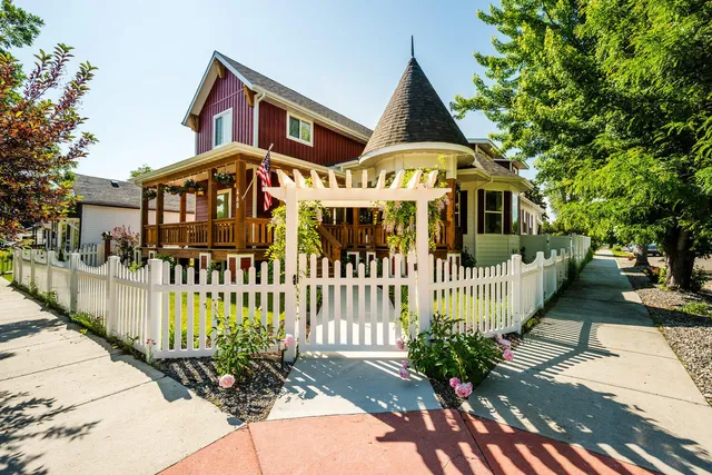 $1,895,000 | 460 Smith Street, Sheridan, WY 82801