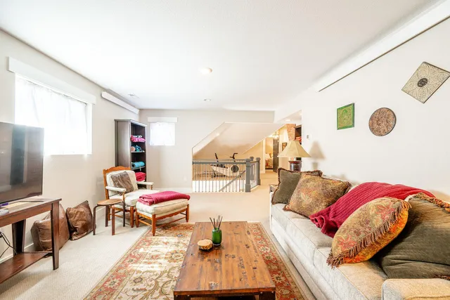 $1,895,000 | 460 Smith Street, Sheridan, WY 82801