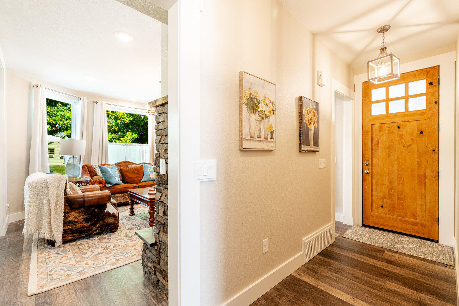 460 Smith Street Sheridan, WY 82801 - Photo 4 of 84 Entryway