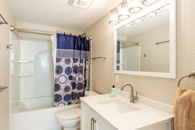 $1,895,000 | 460 Smith Street, Sheridan, WY 82801