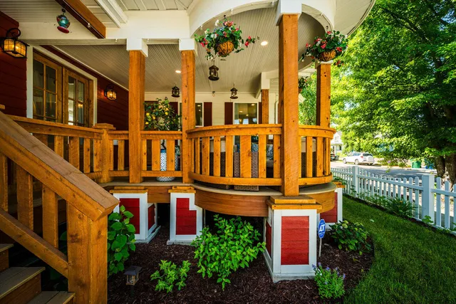 $1,895,000 | 460 Smith Street, Sheridan, WY 82801