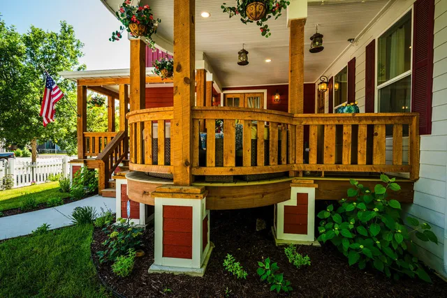 $1,895,000 | 460 Smith Street, Sheridan, WY 82801