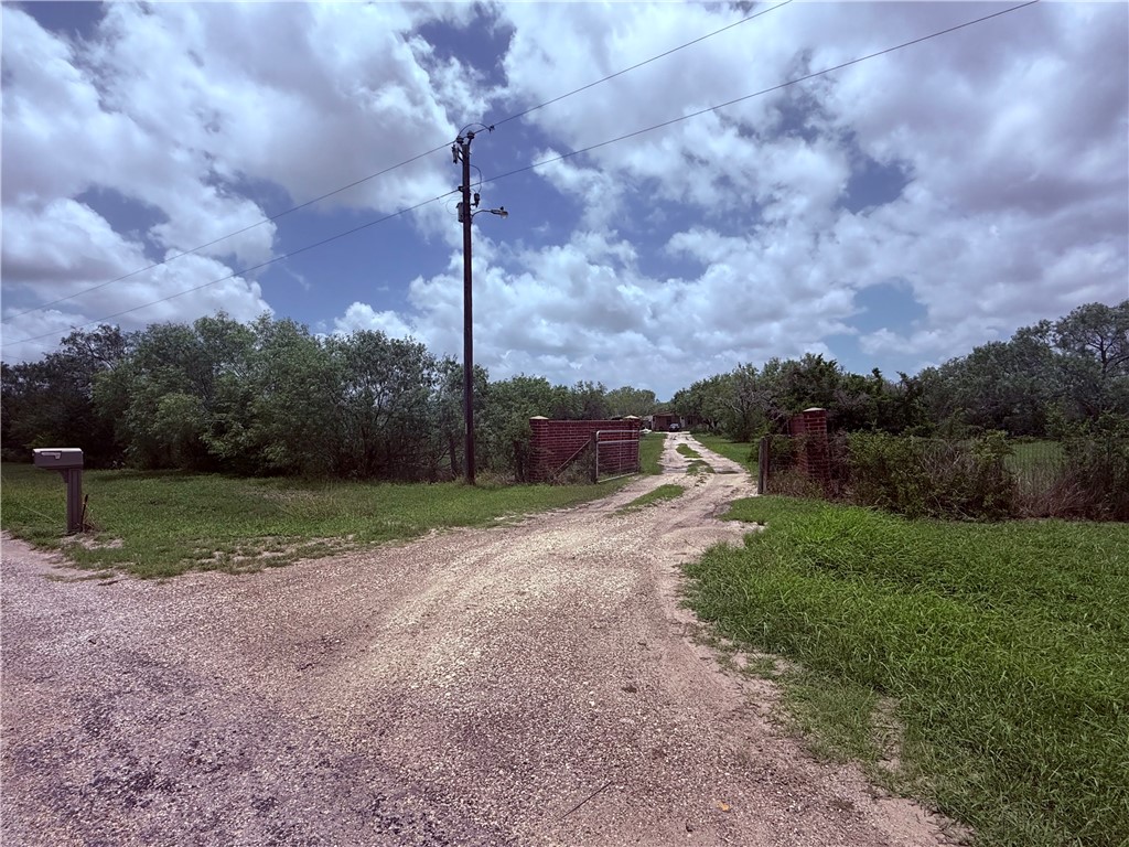 5742 Hidden Valley Loop Sandia, TX 78383 - Photo 6 of 32 a view of a basketball court