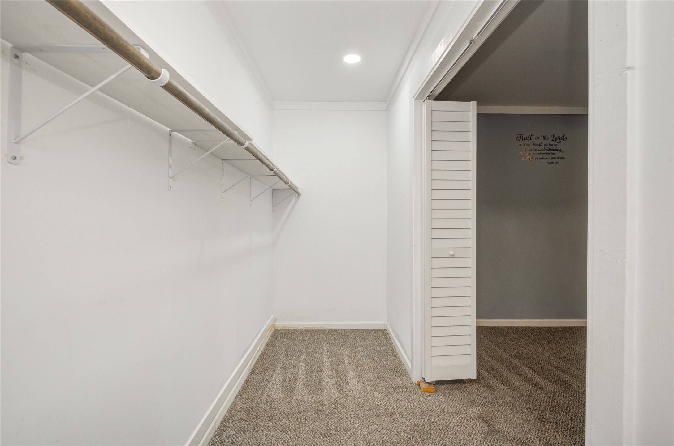 609 Hurst Place Angleton, TX 77515 - Photo 19 of 36 a view of closet area