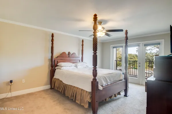 $2,200 | 2046 Beach Boulevard, Unit 326, Biloxi, MS 39531
