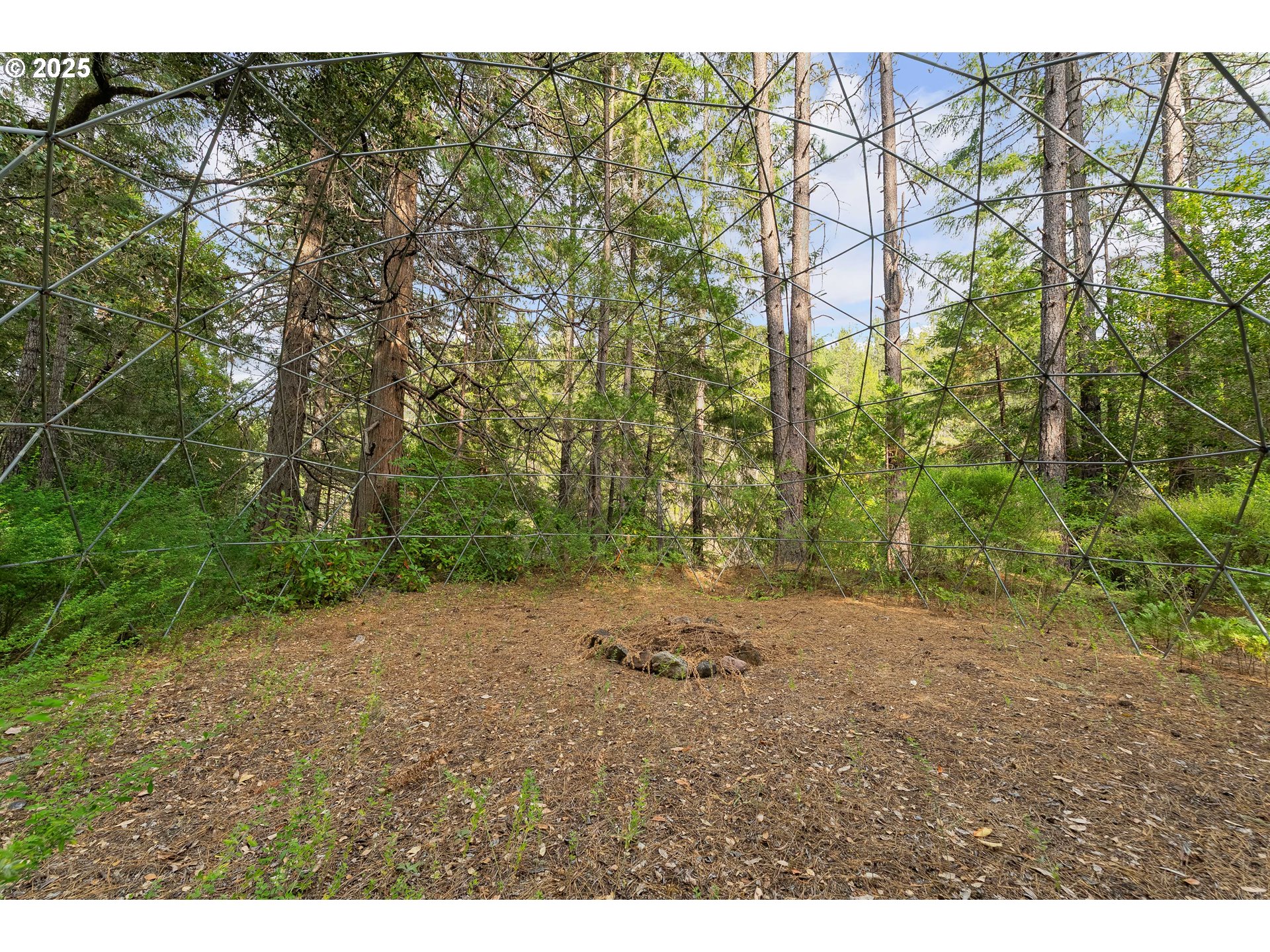 5925 Cow Creek Road Riddle, OR 97469 - Photo 12 of 29