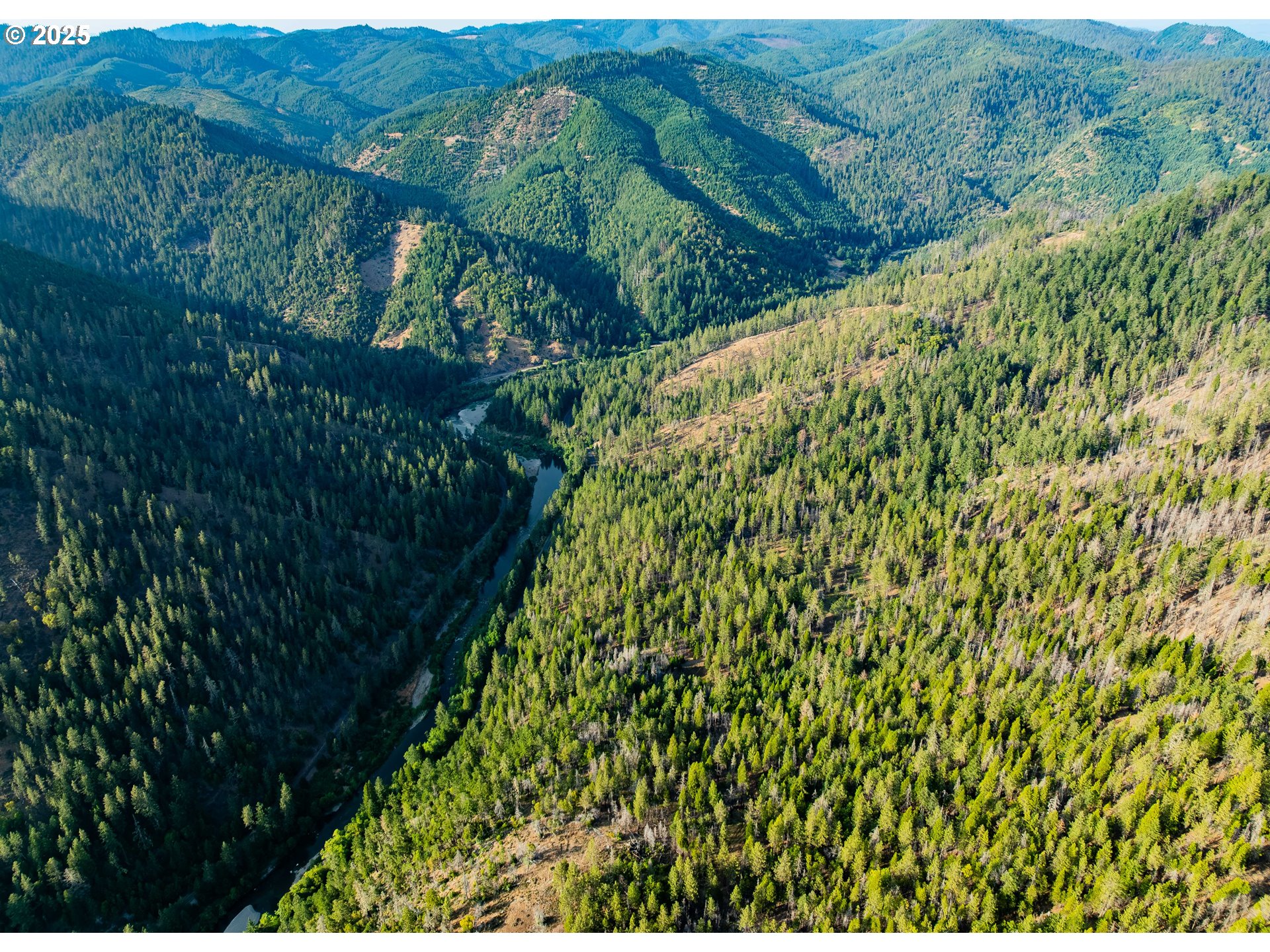 5925 Cow Creek Road Riddle, OR 97469 - Photo 18 of 29