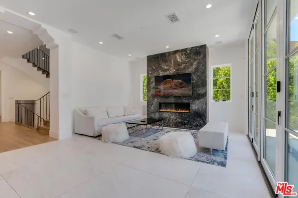 $22,000 | 6721 Drexel Avenue, Los Angeles, CA 90048