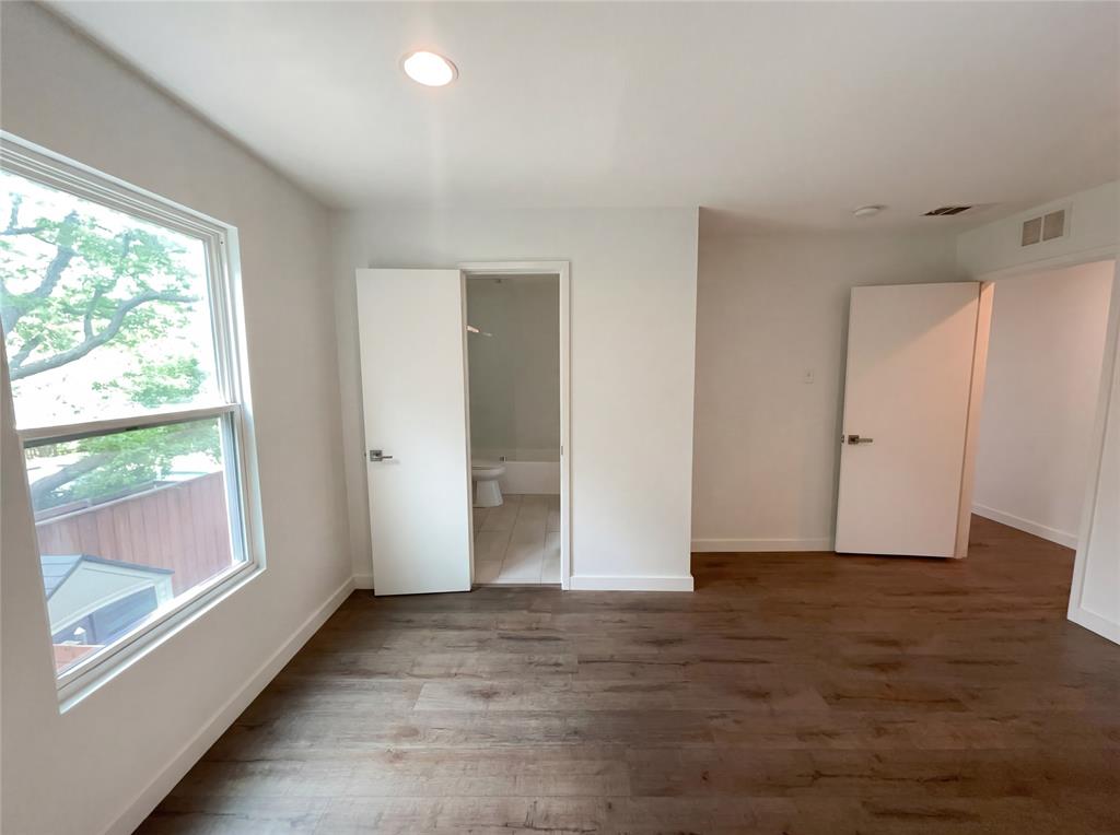 7121 Winding Creek Road Dallas, TX 75252 - Photo 12 of 23