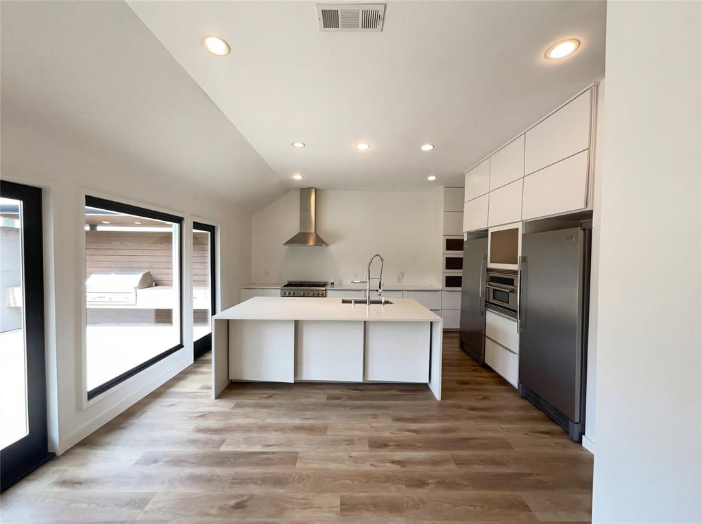 7121 Winding Creek Road Dallas, TX 75252 - Photo 14 of 23