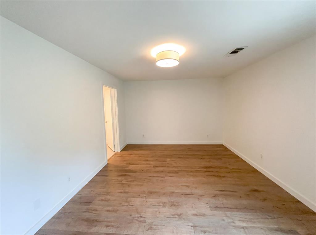 7121 Winding Creek Road Dallas, TX 75252 - Photo 10 of 23