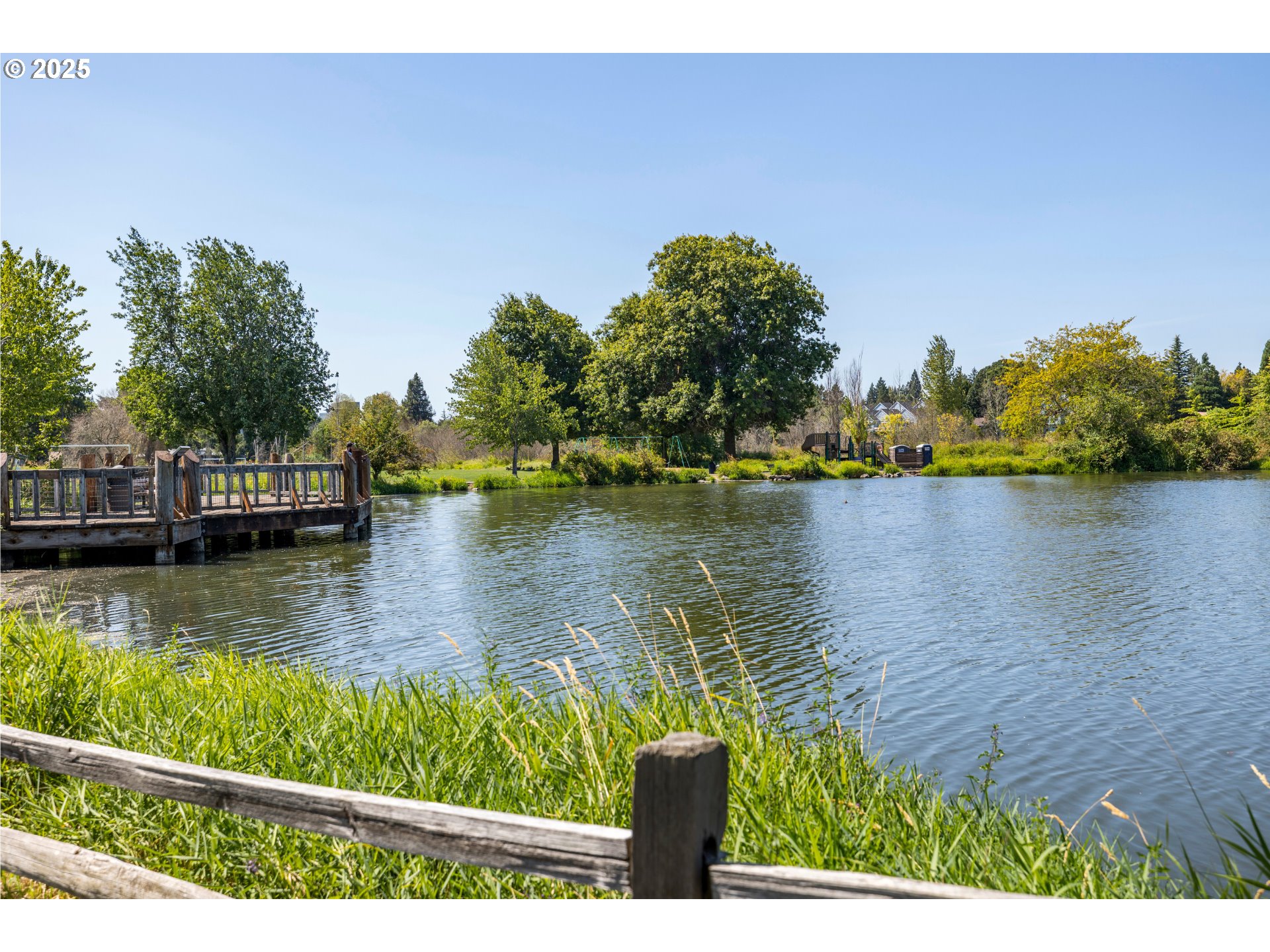 961 Southwest Stellar Terrace Beaverton, OR 97005 - Photo 25 of 25 a view of a lake with houses