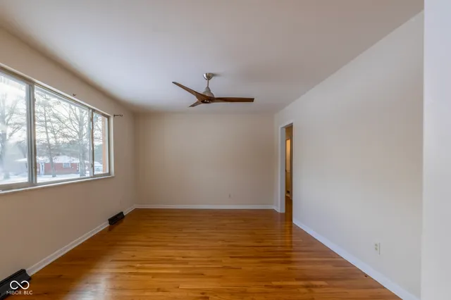 $270,000 | 2950 South Lake Drive, Columbus, IN 47203