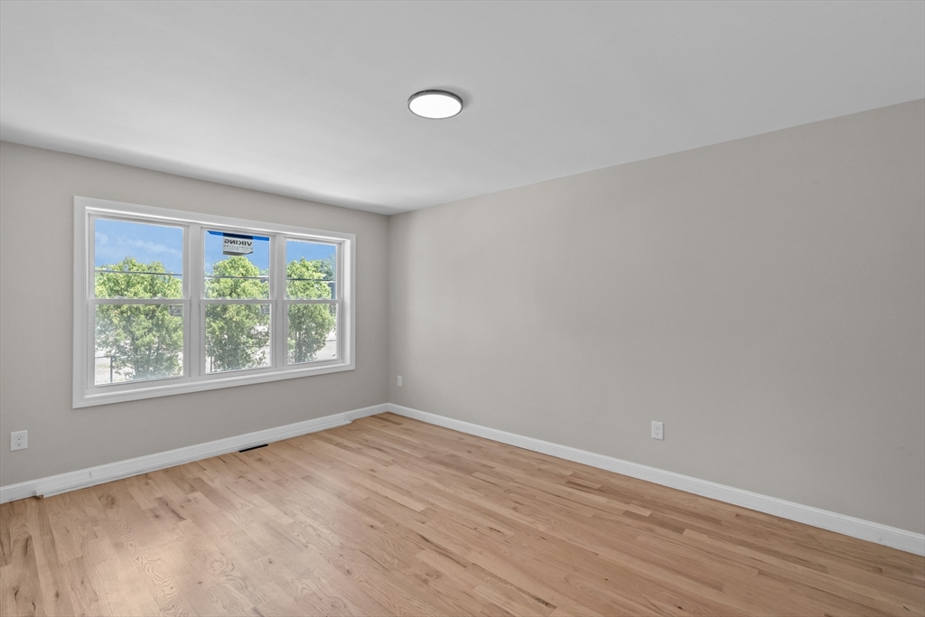 37 Murray Street Providence, RI 02909 - Photo 15 of 35