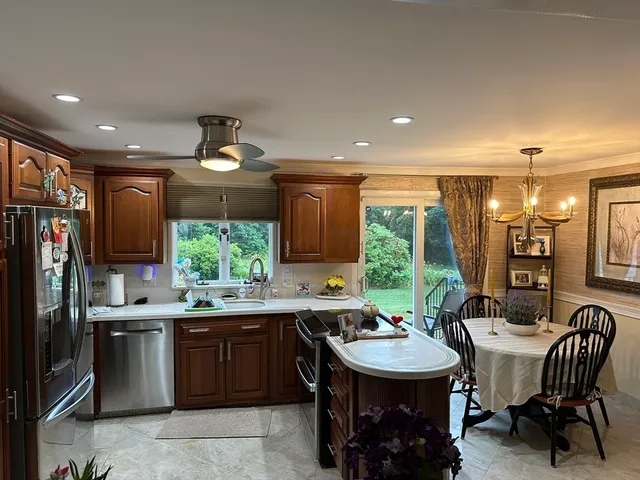 $464,900 | 20 Wedgewood Road, Worcester, MA 01602