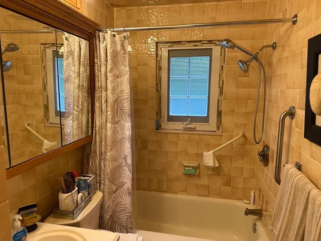 $464,900 | 20 Wedgewood Road, Worcester, MA 01602