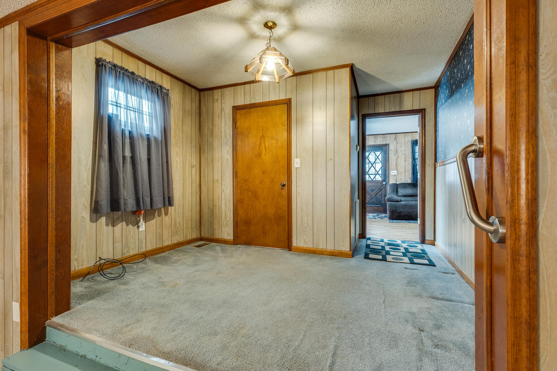 6309 Wolf Run Road Bristol, VA 24202 - Photo 22 of 58 022