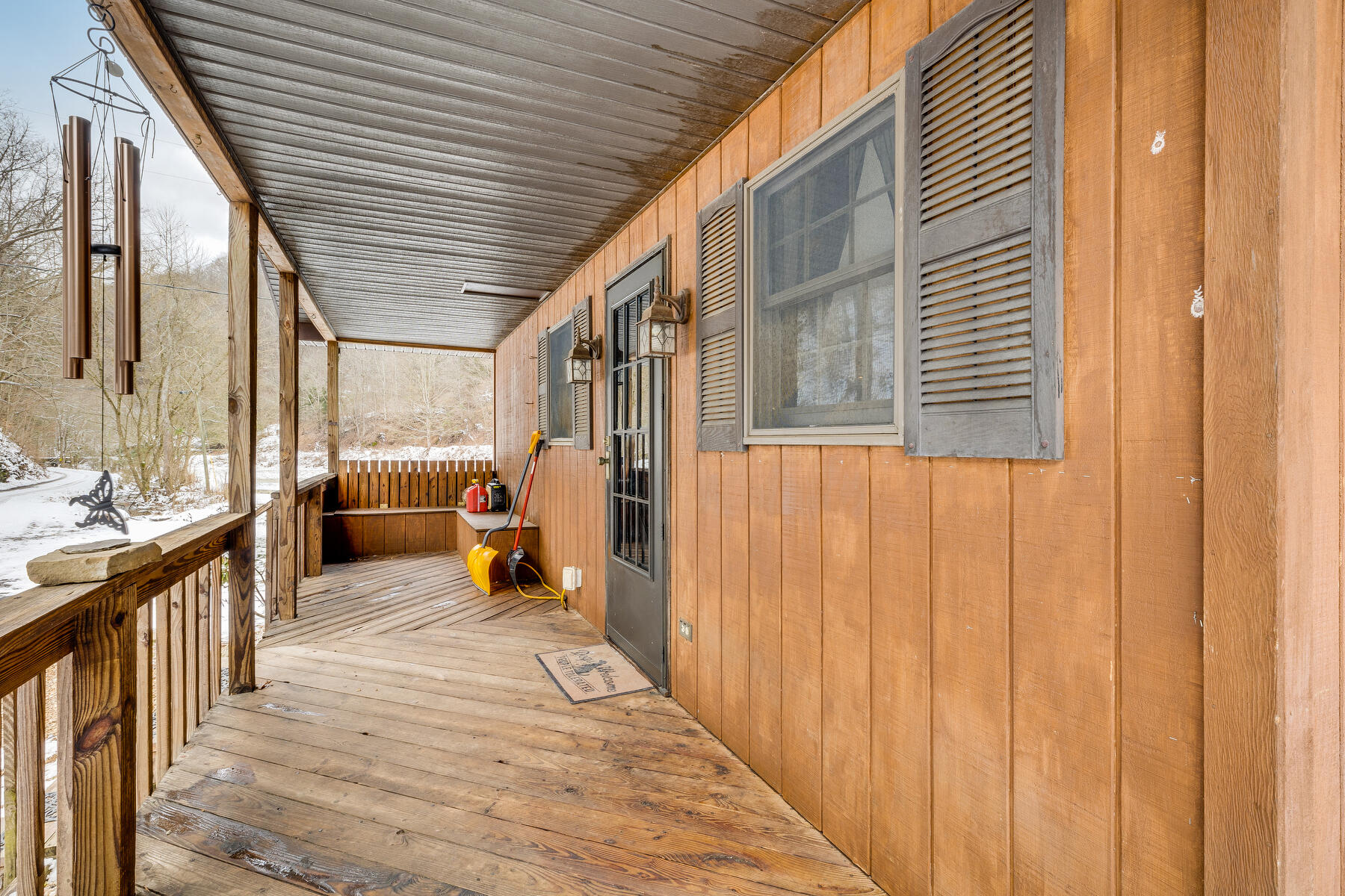 6309 Wolf Run Road Bristol, VA 24202 - Photo 8 of 58 008