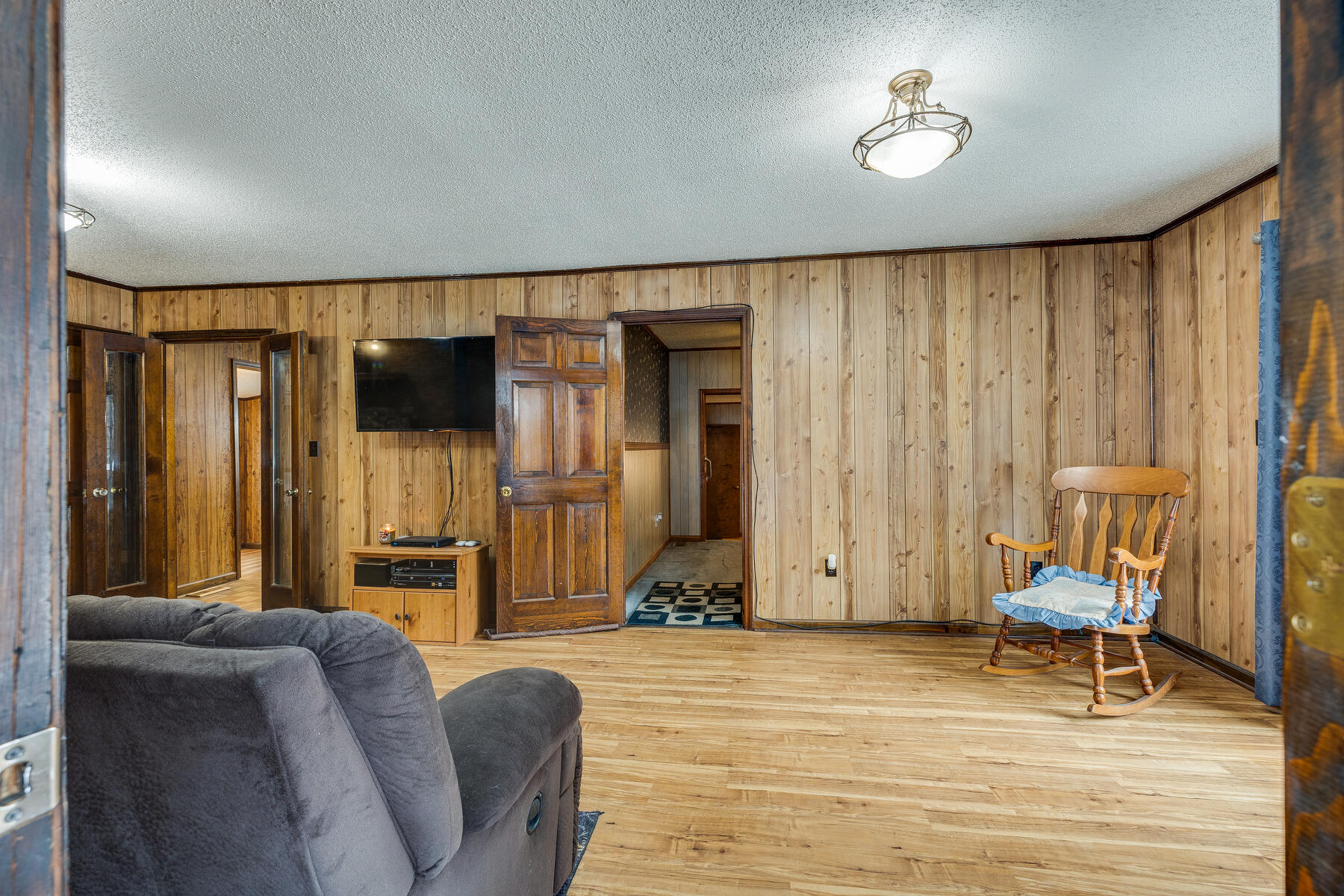 6309 Wolf Run Road Bristol, VA 24202 - Photo 10 of 58 010