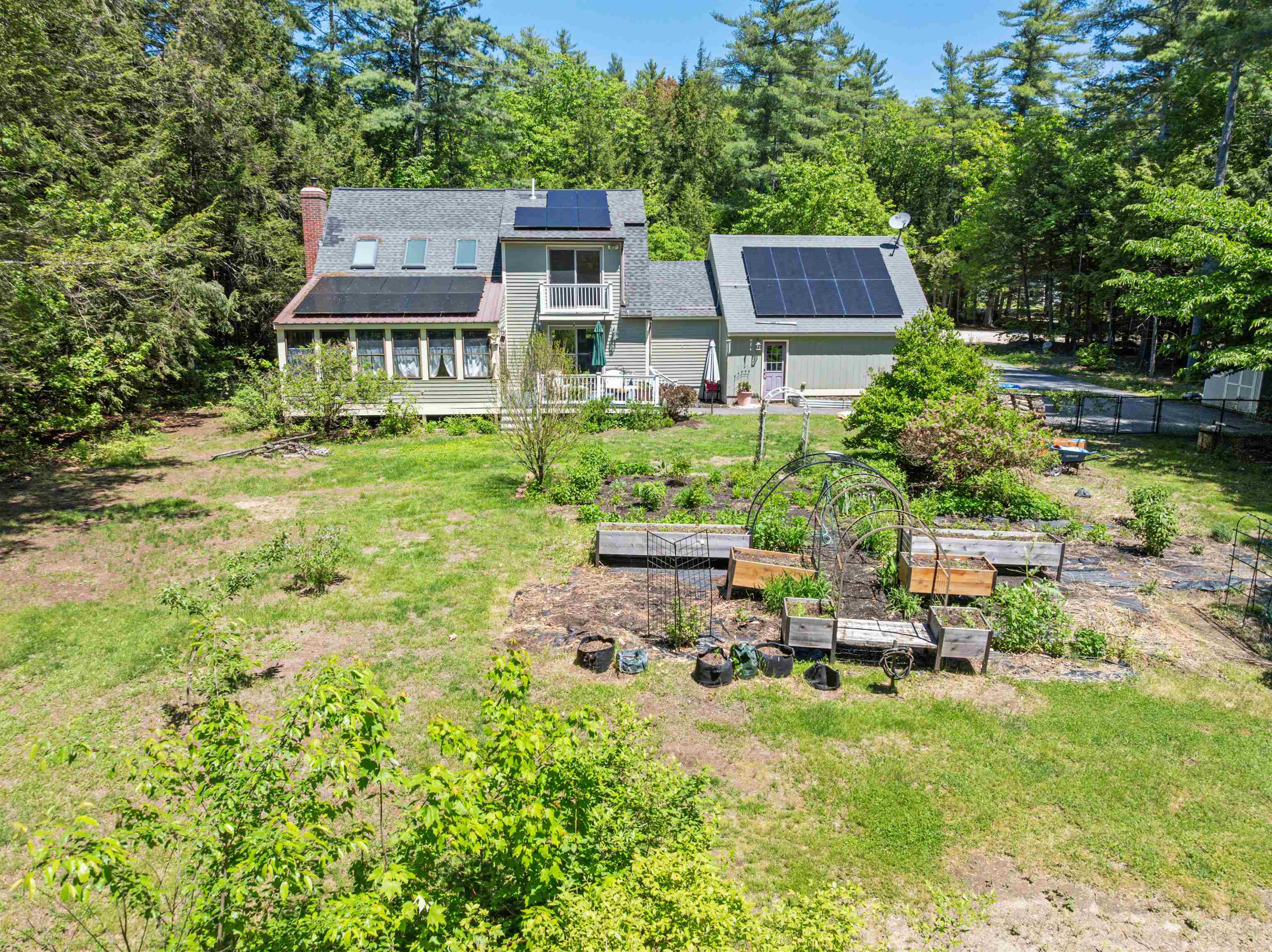 5 Piney Road Brookfield, NH 03872 - Photo 2 of 46