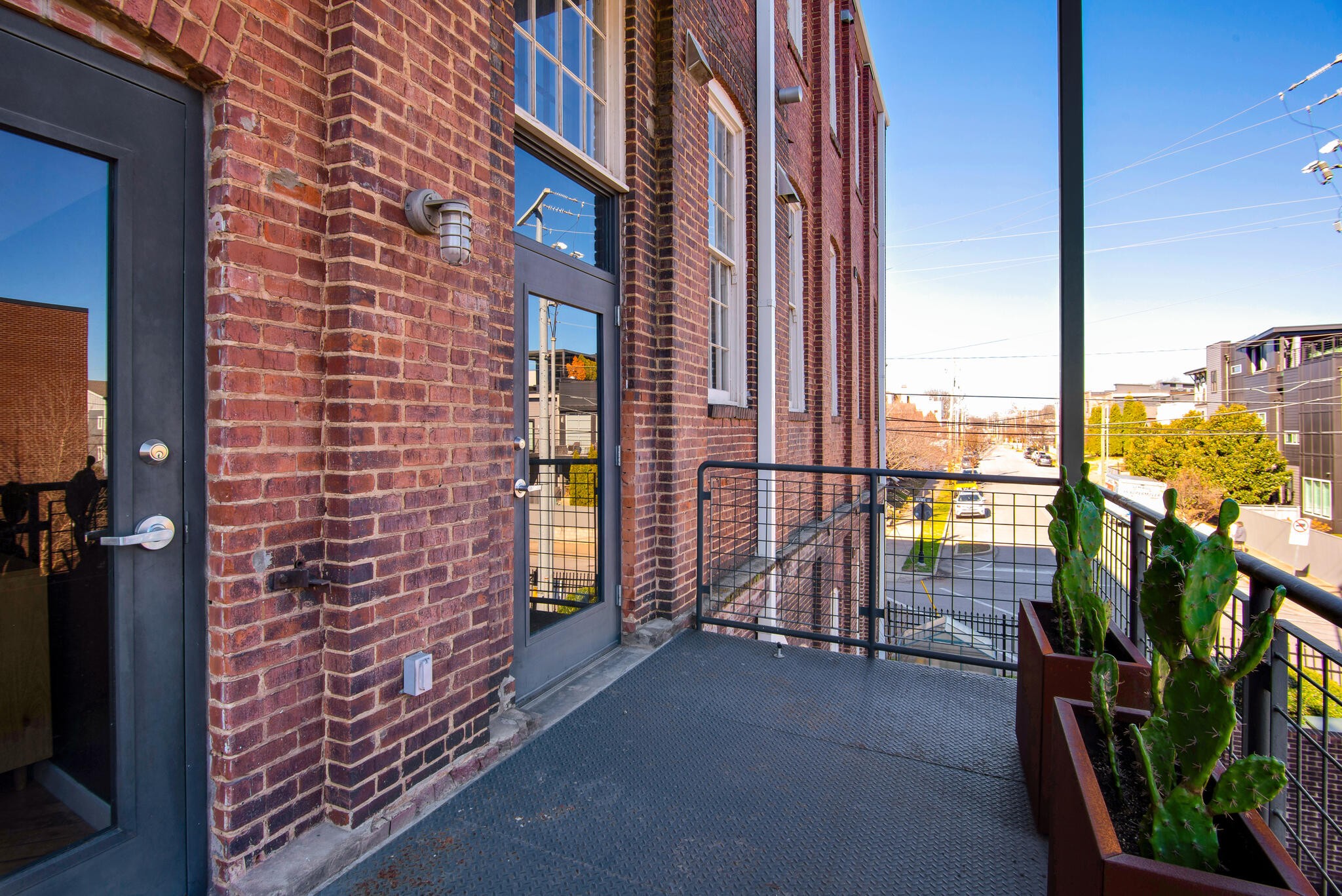 1400 Rosa L Parks Boulevard, Unit 216 Nashville, TN 37208 - Photo 15 of 29 a view of an outdoor space