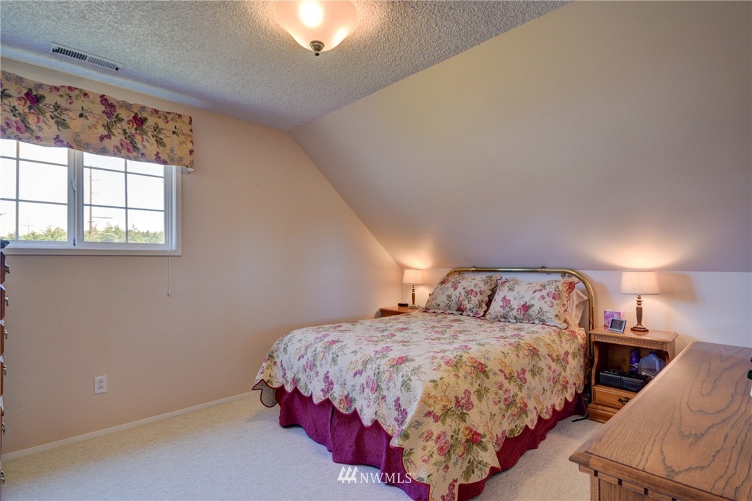 27569 State Rte 20 Oak Harbor, WA 98277 - Photo 11 of 25 Gallery Image 11