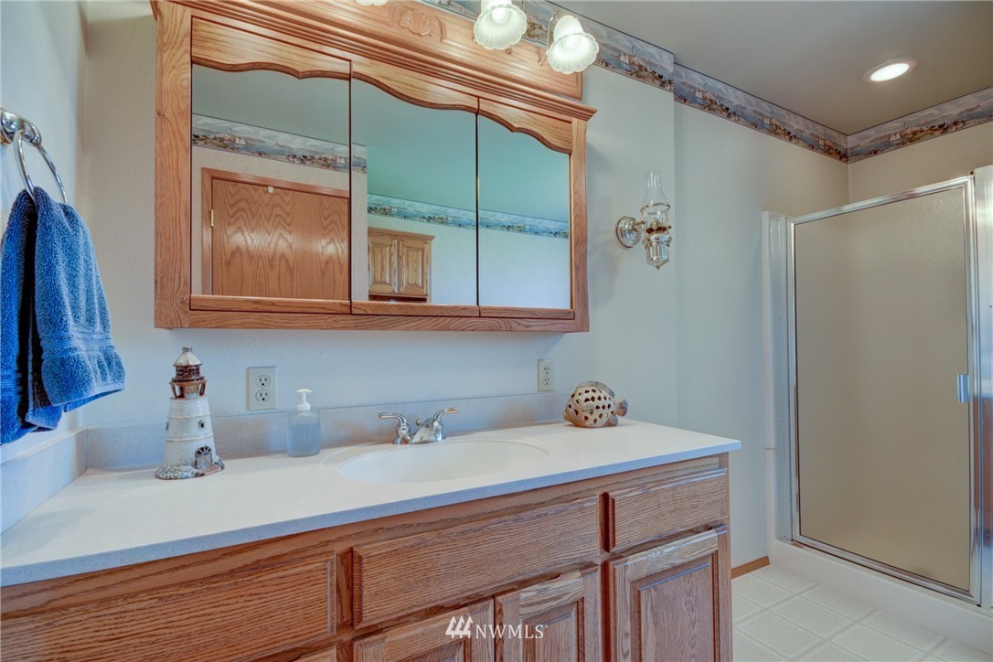 27569 State Rte 20 Oak Harbor, WA 98277 - Photo 15 of 25 Gallery Image 15