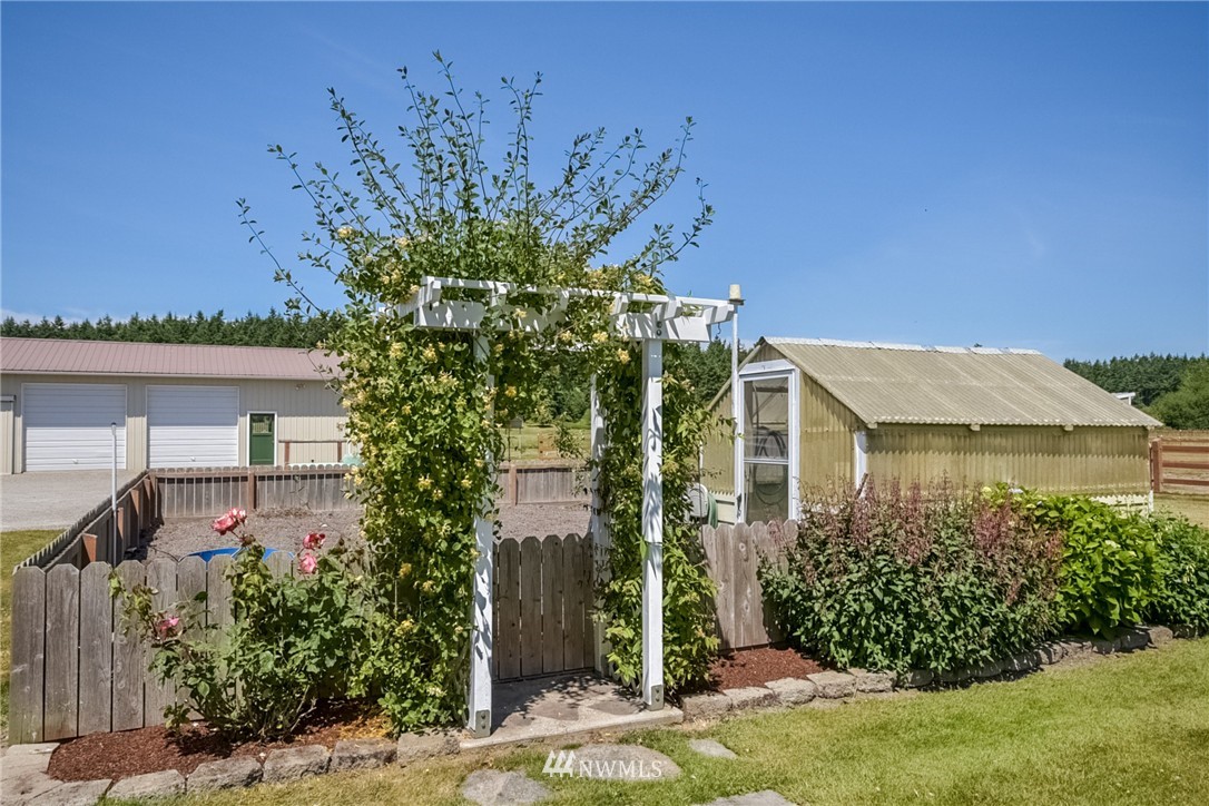 27569 State Rte 20 Oak Harbor, WA 98277 - Photo 23 of 25 Gallery Image 23