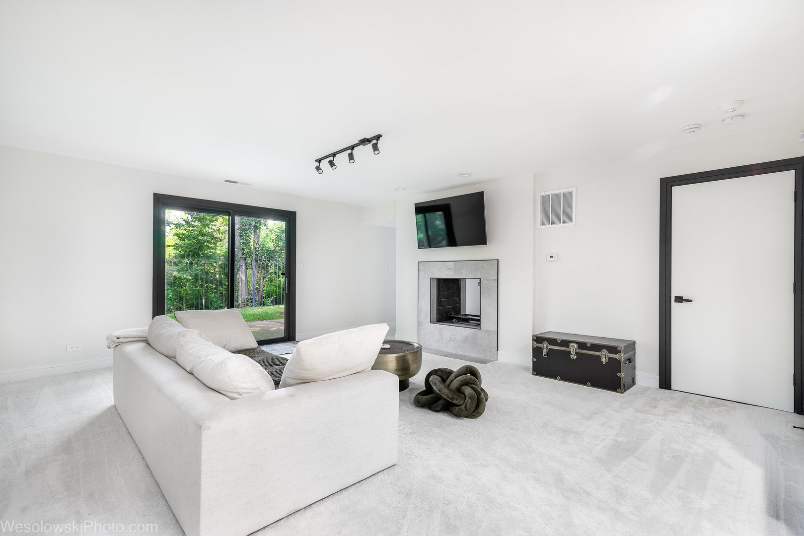 280 Boardwalk Place Park Ridge, IL 60068 - Photo 12 of 17 Gallery Image 12