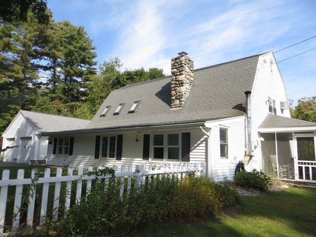 10 Allen Road Sturbridge, MA 01566 - Photo 2 of 34