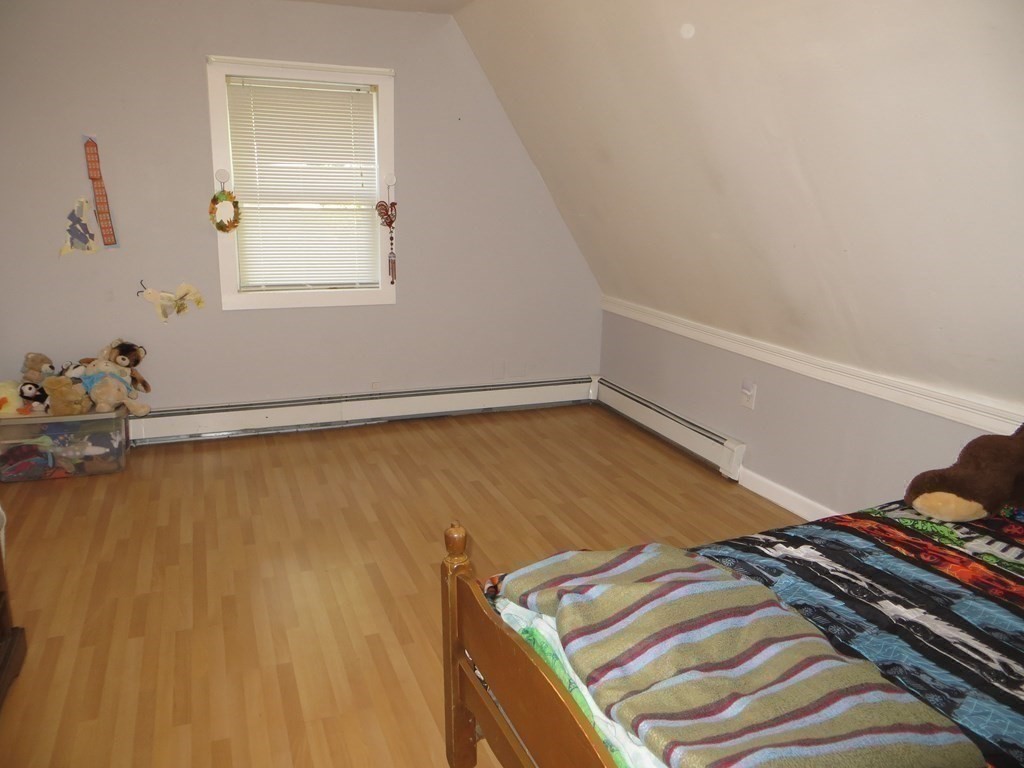 10 Allen Road Sturbridge, MA 01566 - Photo 21 of 34