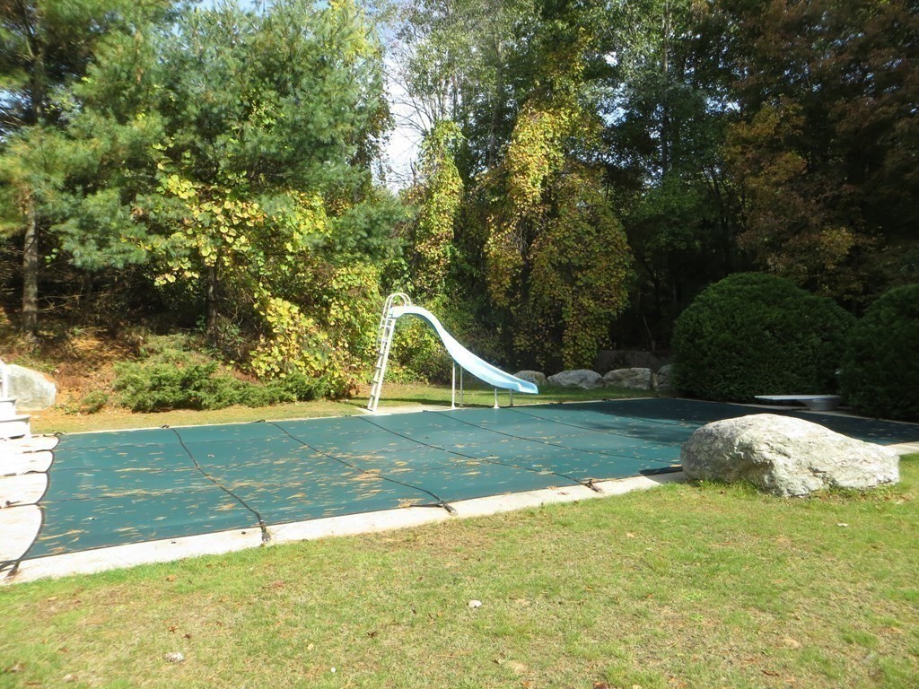 10 Allen Road Sturbridge, MA 01566 - Photo 26 of 34