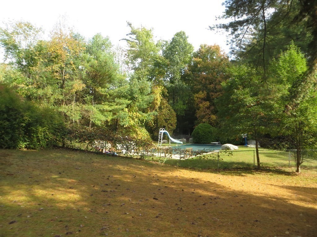 10 Allen Road Sturbridge, MA 01566 - Photo 27 of 34