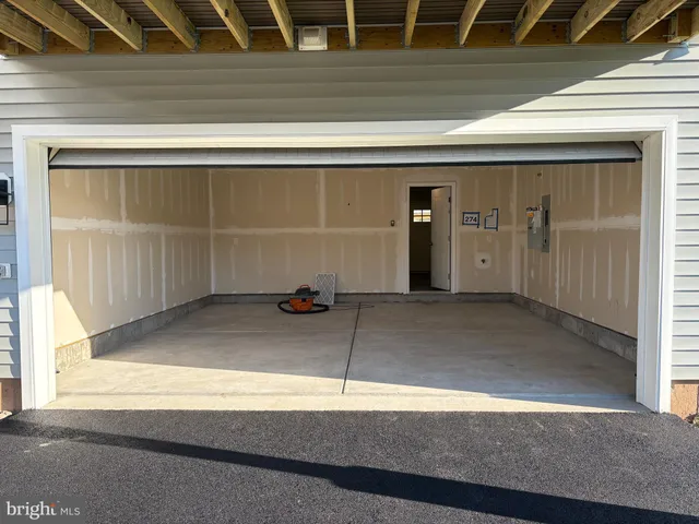 a view of a garage