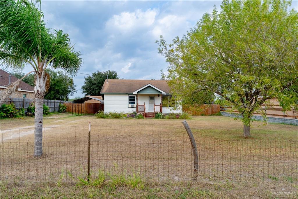 15002 Davis Road Edcouch, TX 78538 - Photo 28 of 33 a front view of a house with garden